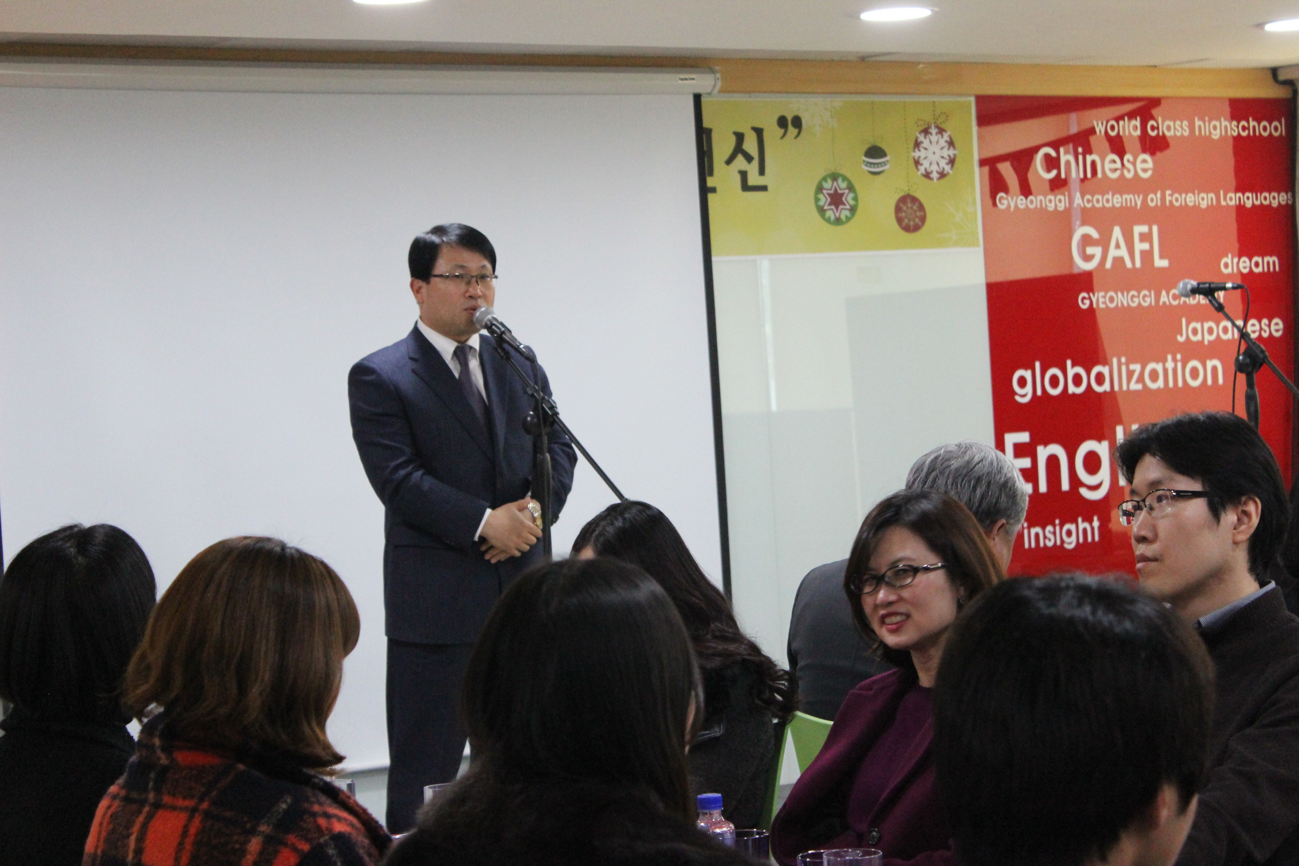 ���ܰ� ������ ���弱���� �۳��